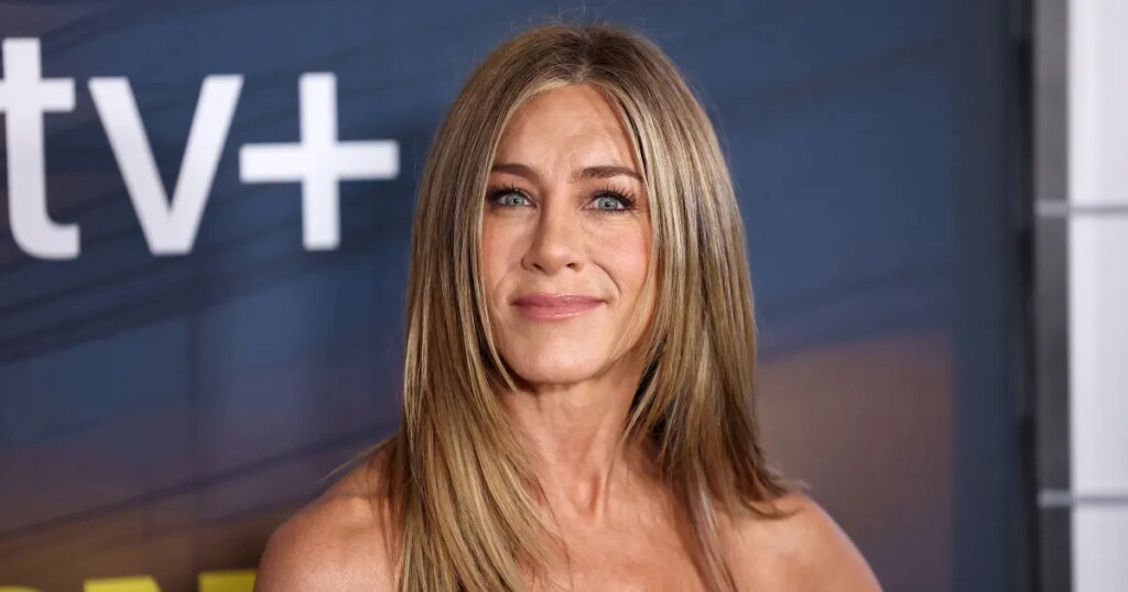 Jennifer Aniston Swears By This Face Wand to Tackle ‘Puffy’ Under Eyes