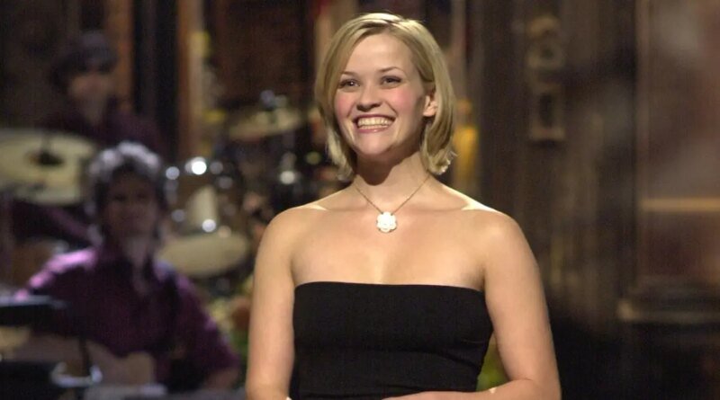 Reese Witherspoon Reflects on the 'Responsibility' of Hosting SNL Post-9/11