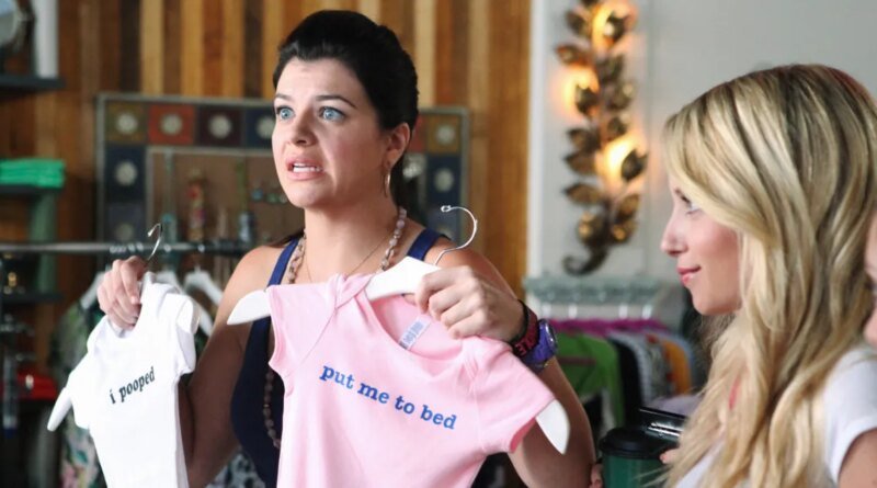 24 Essential Sitcoms to Stream on Hulu This November 2025