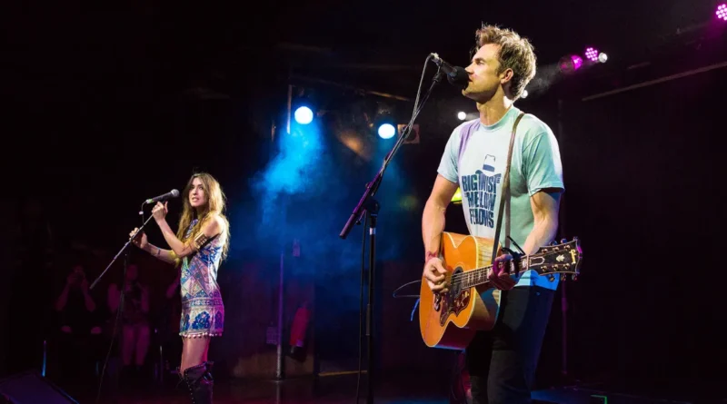 Tyler Hilton and Kate Voegele Share Backstage Moments from Their Tour on One Tree Hill