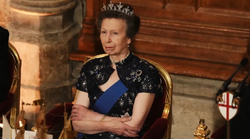 Princess Anne Dazzles in Her Beloved Diamond Festoon Tiara at State Banquet