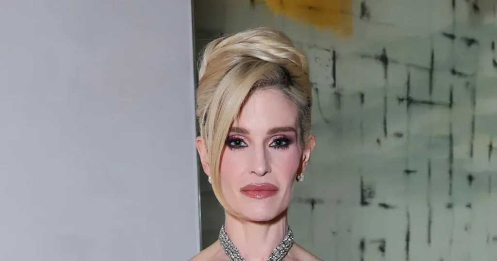 Kelly Osbourne Responds to Weight Criticism: 'My Father Just Passed Away'