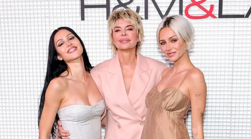 Lisa Rinna Reflects on Tension Between Daughters Amelia and Delilah Hamlin