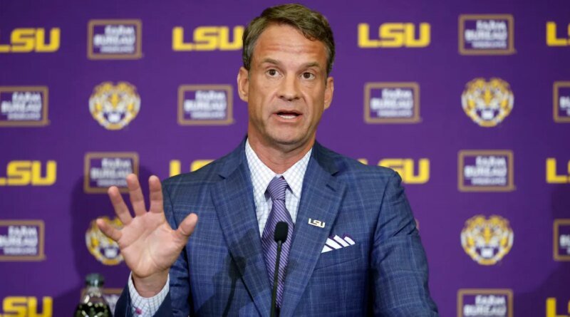 Lane Kiffin Shares ‘Make Baton Rouge Great’ Hats After Mentioning Donald Trump