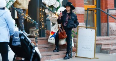 Score Kyle Richards’ Aspen Rich Mom Snow Boots Style for Only $54!