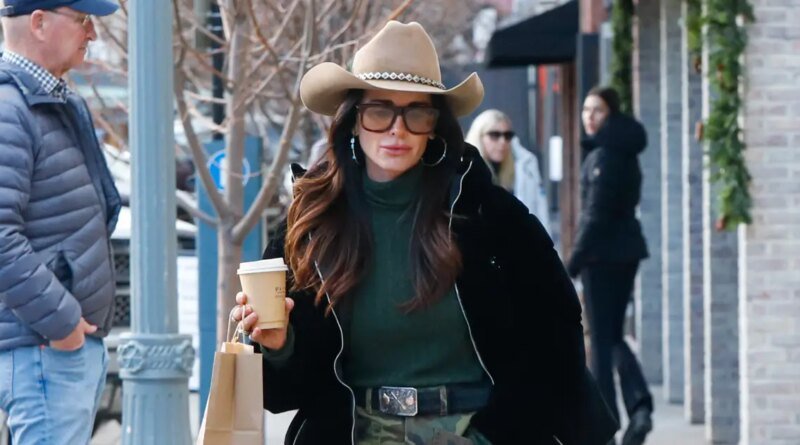 Kyle Richards Made This Surprising Pant Trend Fashionable and Accessible