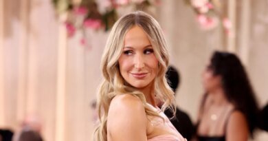 Nikki Glaser Reveals Plastic Surgeons' Recommendations for Her Procedures