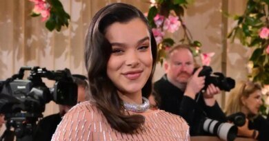 Hailee Steinfeld Shares the 'Most Profound' Aspect of Her Birth Preparation