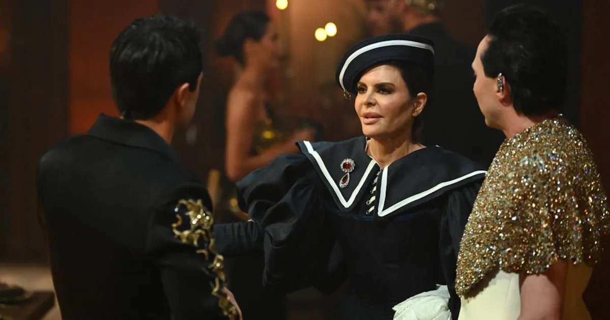 Lisa Rinna Suggests “Everything Was Handled” at The Traitors Reunion