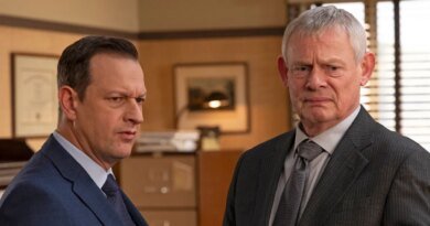 Doc Martin Star Martin Clunes Makes Gripping Debut in Best Medicine