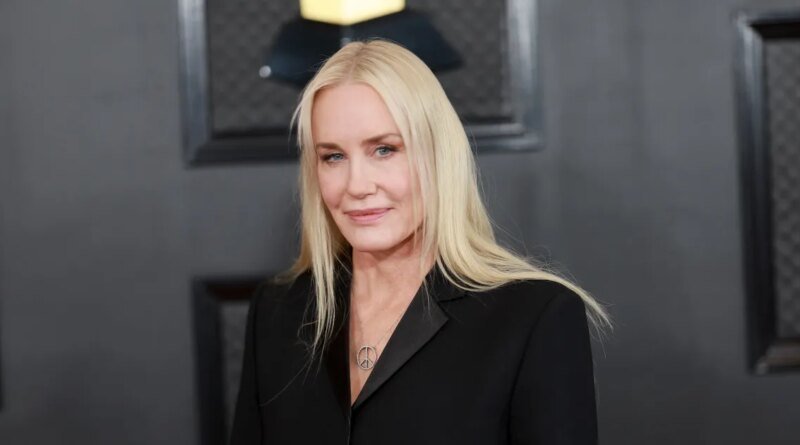 Love Story EP Addresses Daryl Hannah's Criticism