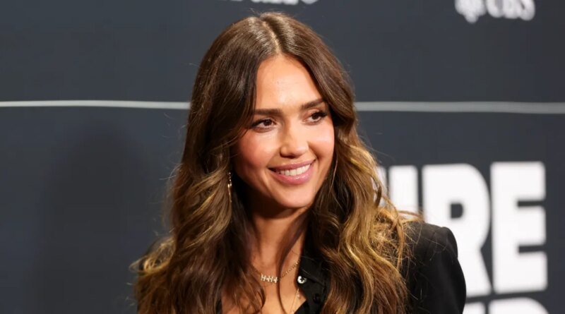 Jessica Alba's Cozy Zebra-Print Dress is Available on Amazon