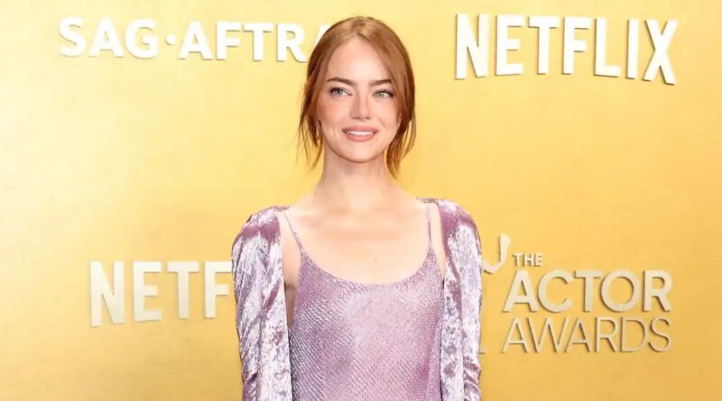 Fans Go Wild as Emma Stone Rocks a Cardigan at the 2026 Actor Awards
