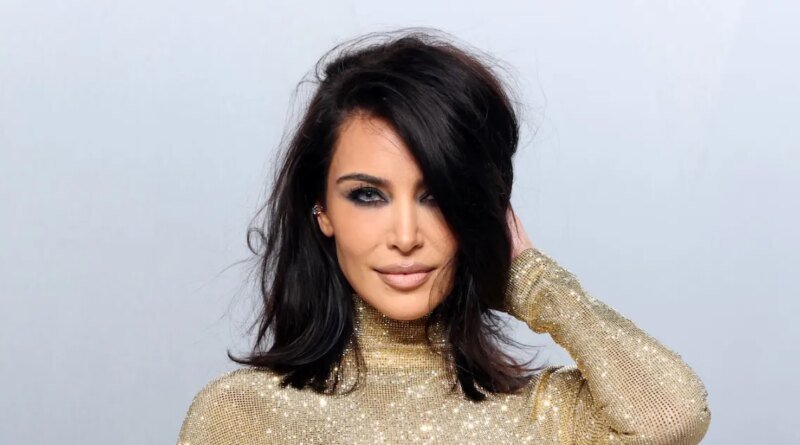 Kim Kardashian to Auction Her All’s Fair Outfits