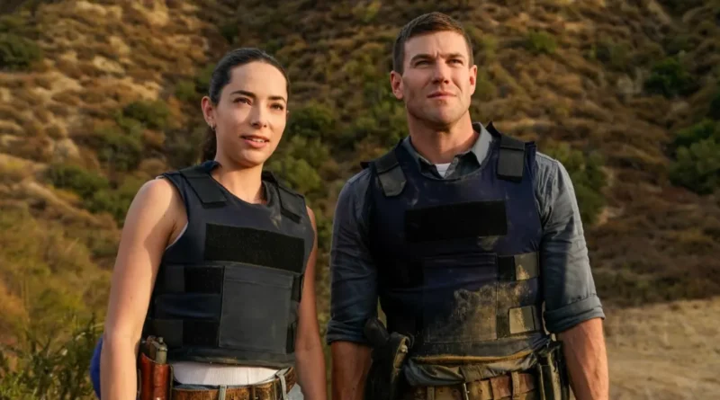 NCIS: Origins' Austin Stowell Hints at Gibbs and Lala Romance