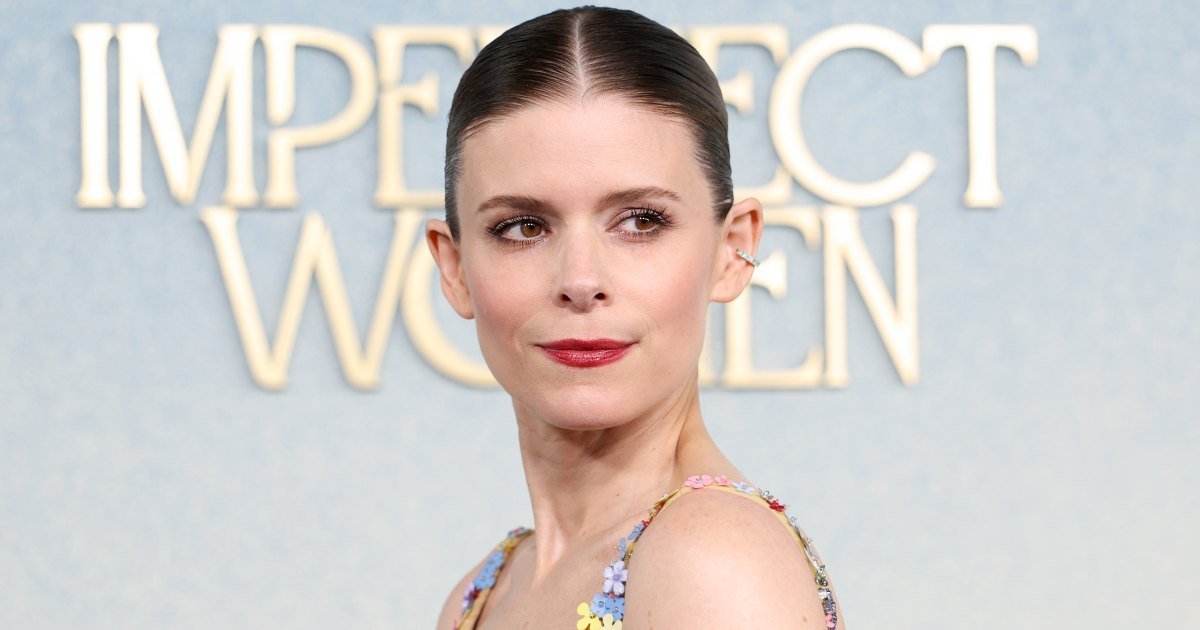 Kate Mara Dazzles in a White Spring Dress Perfect for Petites