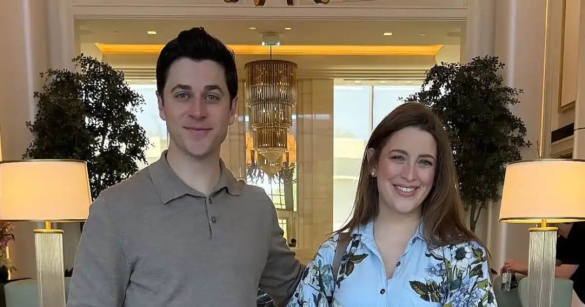 David Henrie Reveals Wife’s Pregnancy, She Modifies Caption
