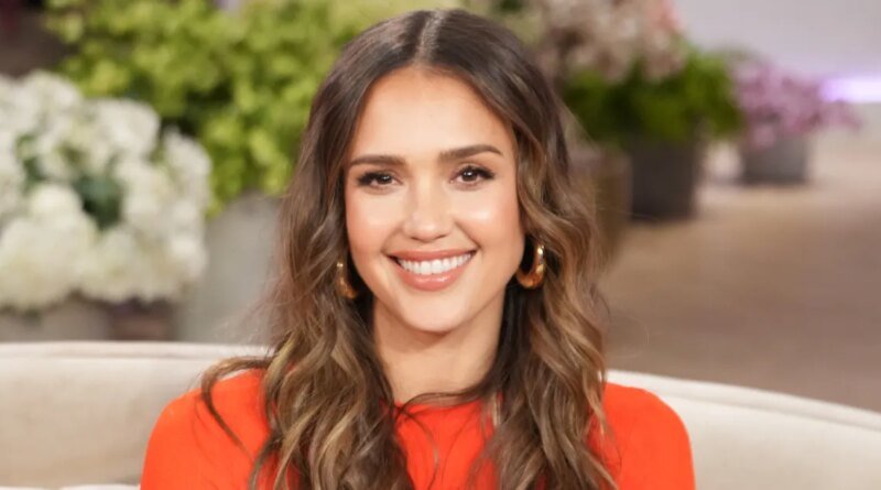 Jessica Alba's $23 Moisturizer Leaves Skin Feeling 'Youthful,' Say Fans