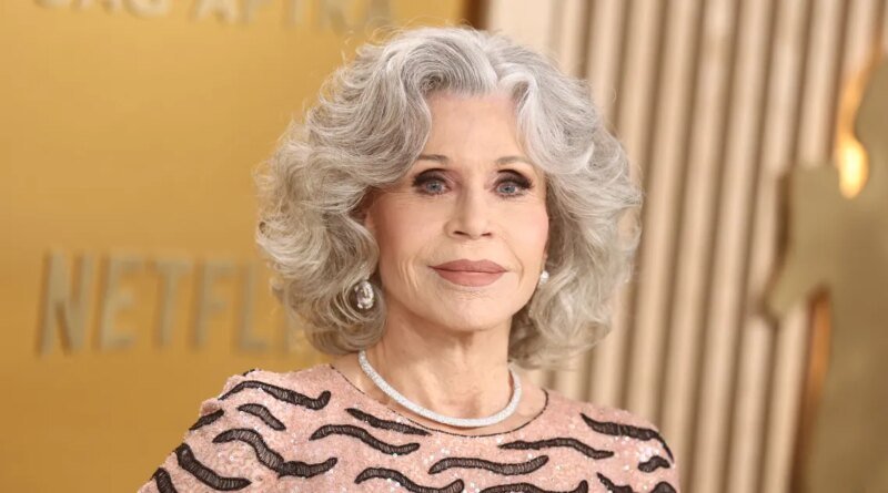Jane Fonda Swears By This Serum That Users Claim 'Smooths Out Wrinkles'