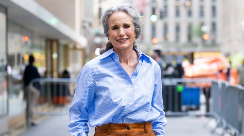 Andie MacDowell's Kitten Heels Create the Illusion of Longer Legs