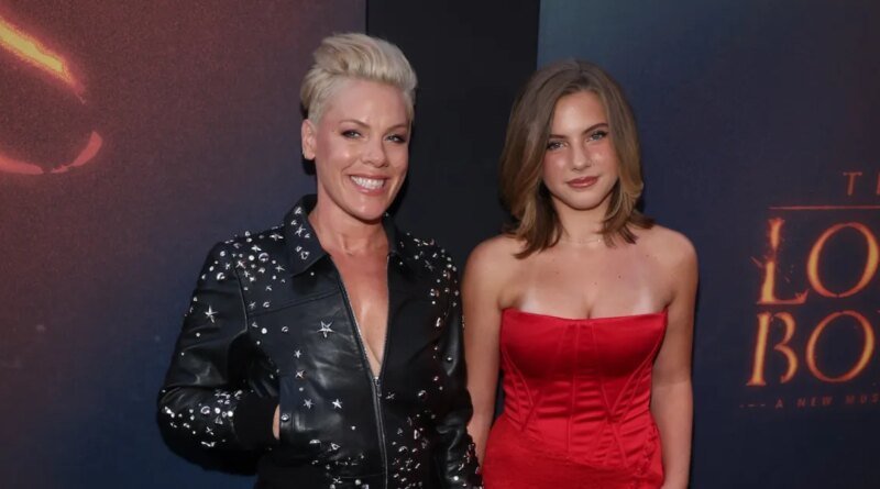 Pink Makes a Stylish Appearance with Daughter Willow at Broadway Premiere