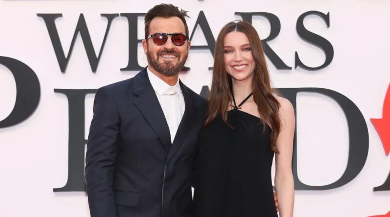 Justin Theroux Raves About His First Child with Nicole Brydon Bloom
