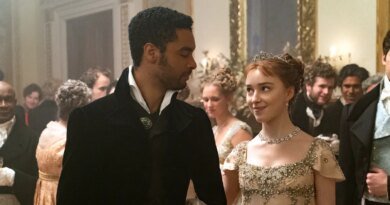 Rege-Jean Page Playfully Addresses Bridgerton's Mistress Plot Twist