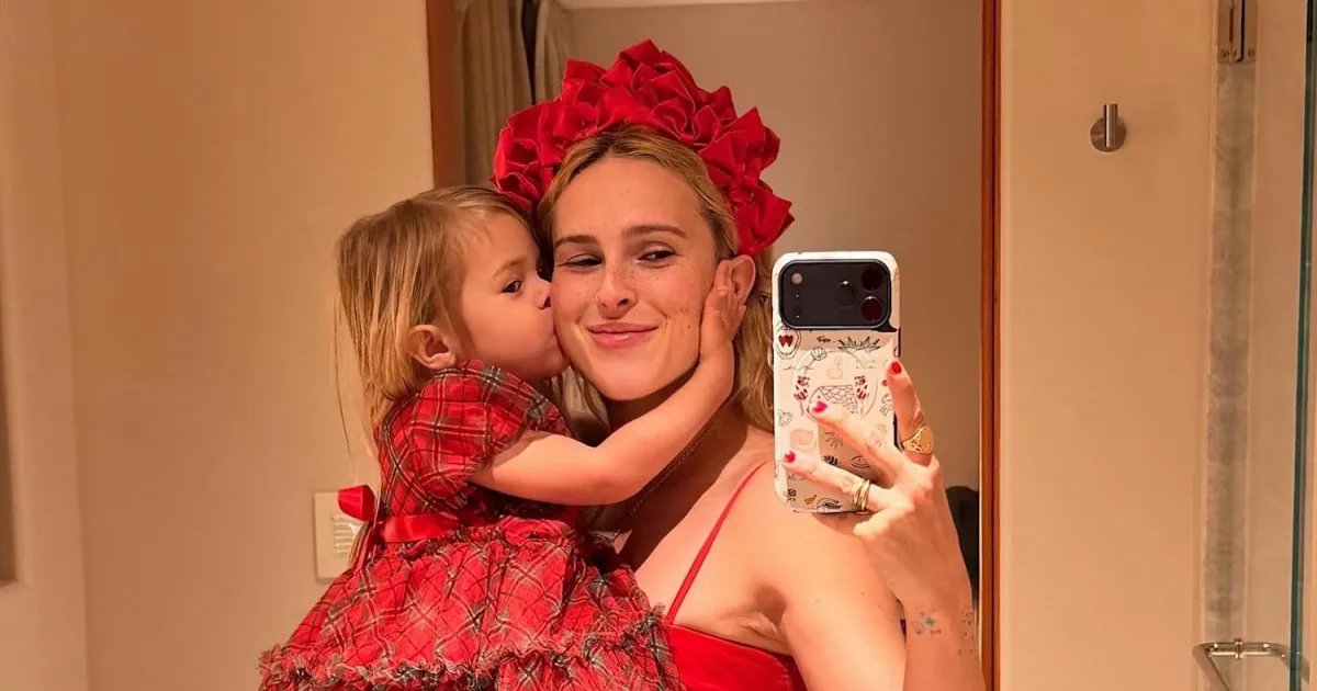 Rumer Willis Posts Honest Video of Her Breastfeeding Her Toddler