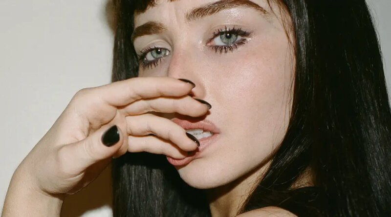 Sabrina Carpenter Looks Stunningly Different with Brown Hair and Bangs