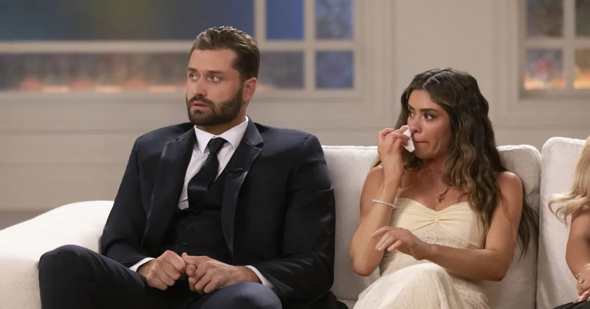 Inside the Complicated Relationship of Mormon Wives Taylor and Dakota