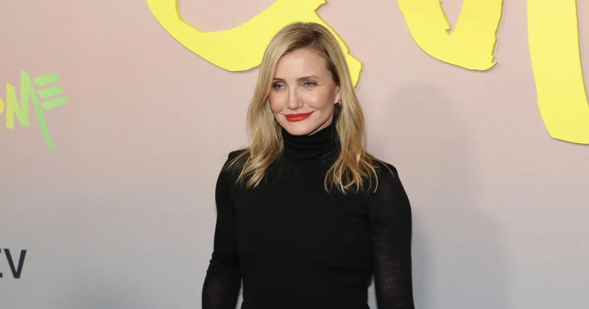 Get Cameron Diaz’s Chic Polka Dot Blouse on Amazon for Just $21!