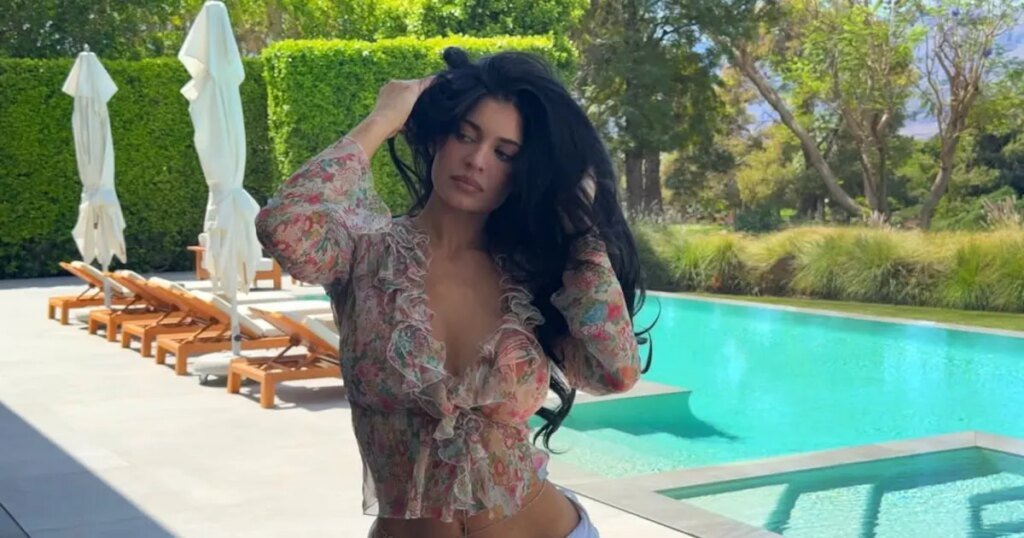 Kylie Jenner Stuns in a Belly Chain and Unbuttoned Jeans This Easter