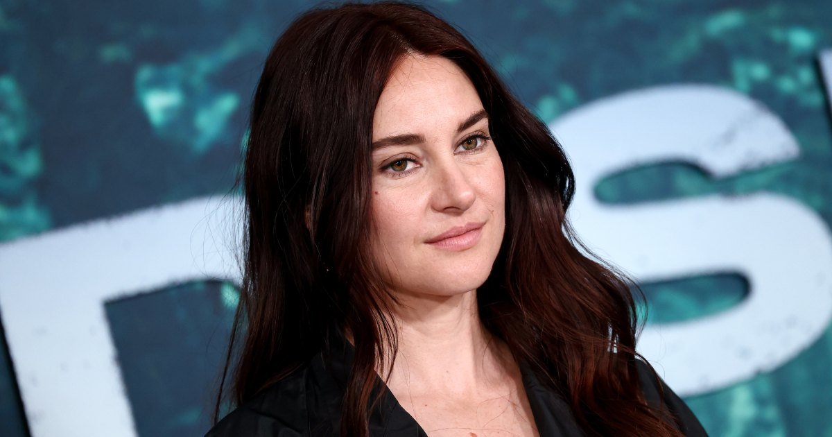 Shailene Woodley Revives the Hottest Shoe Trend of 2014