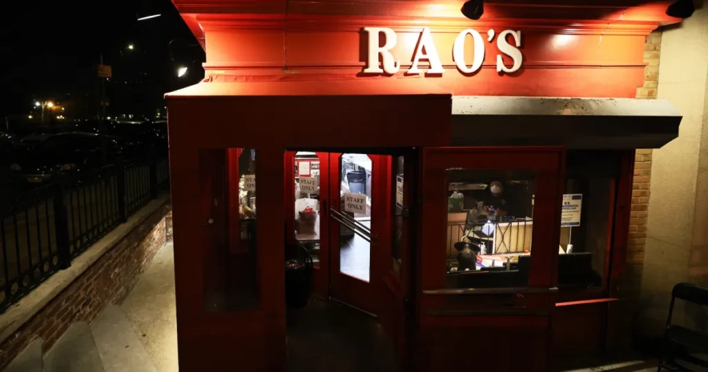 NYC Italian Eateries Favored by Celebrities: Which Ones Are Worth the Wait?