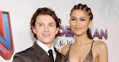 Tom Holland Comes to Zendaya's Rescue During Wardrobe Mishap
