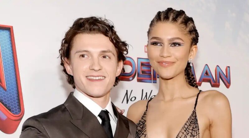Tom Holland Comes to Zendaya's Rescue During Wardrobe Mishap