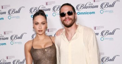 Elsie Hewitt Declares She's "On My Own" Following Pete Davidson Breakup