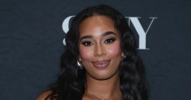 Mia Calabrese of Summer House Shrugs Off Wardrobe Malfunction with Humor