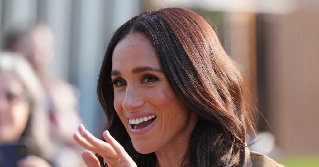 Snag Meghan Markle's Cozy Spring Flats for Only $23!
