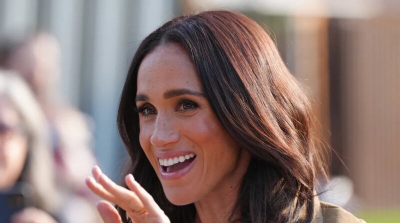 Snag Meghan Markle's Cozy Spring Flats for Only $23!