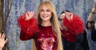 Nicole Kidman's Favorite Serum Boosts Volume for Thinning Hair