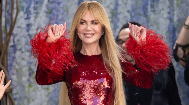 Nicole Kidman's Favorite Serum Boosts Volume for Thinning Hair