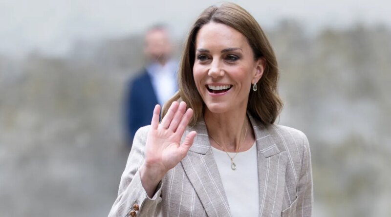 Recreate Kate Middleton's Spring Skirt Outfit for Just $27!