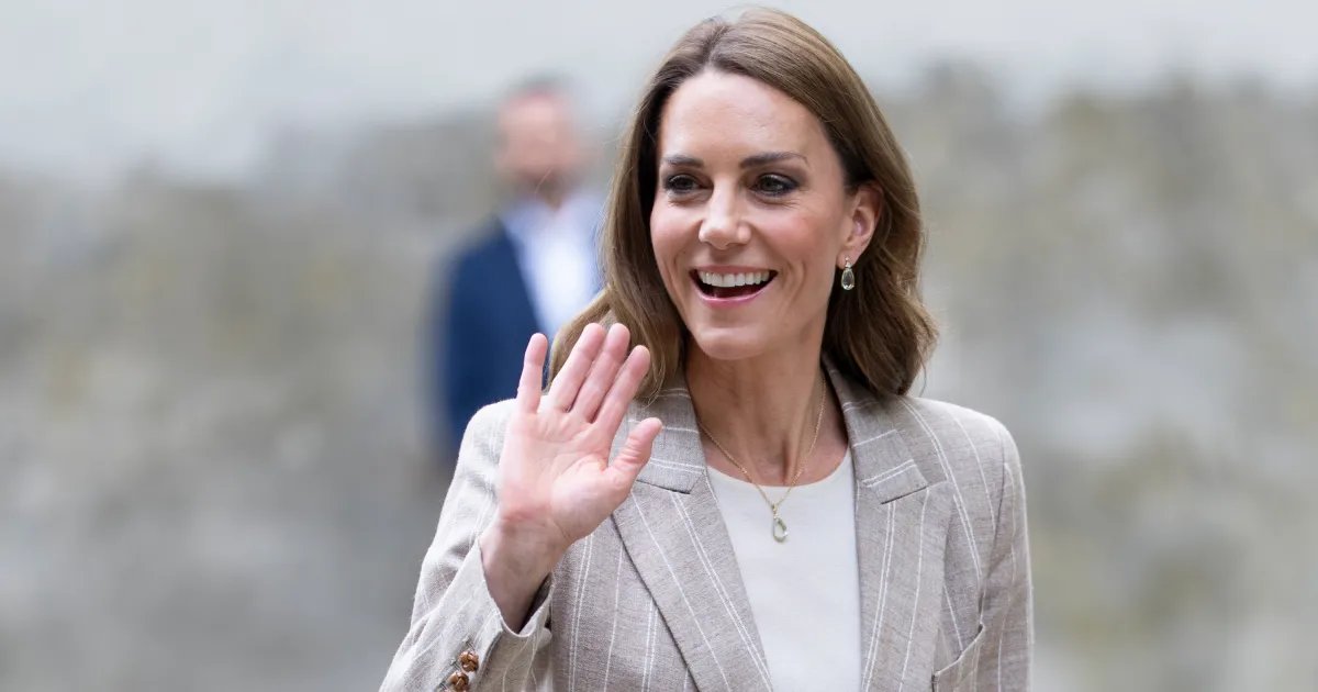 Recreate Kate Middleton's Spring Skirt Outfit for Just $27!