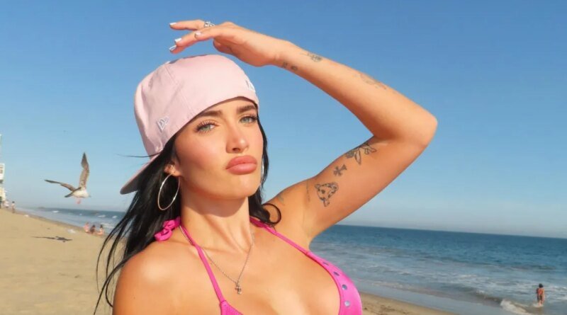 This Week’s Most Daring Bikini Looks from Celebrities: Sami Sheen and More