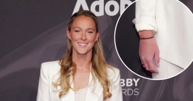 Kylie Kelce Opens Up About Wardrobe Mishap at the Webby Awards