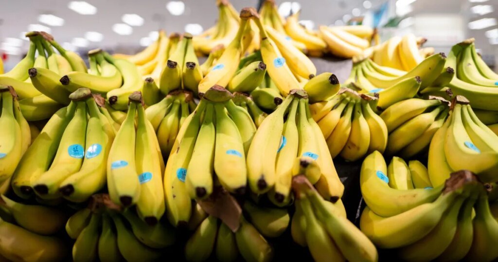 A Banana Could Diminish 84% of Your Smoothie's Nutritional Value