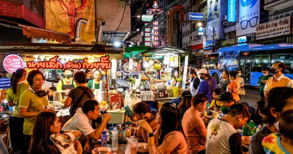 Top Street Food Destinations: A Traveler's Guide