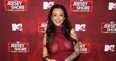 JWoww Responds to Body Shamers Following Swimsuit Photo Release