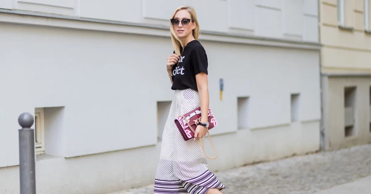 Chic Loose Pants Favored by Coastal Moms Available on Amazon
